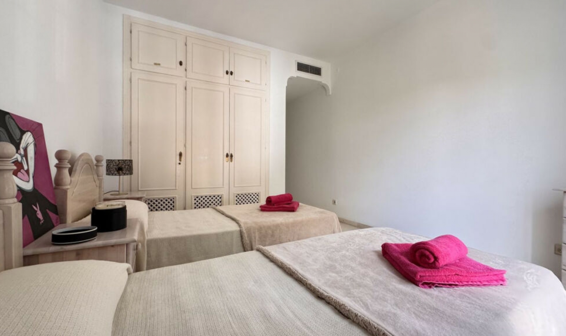 Další prodej - Apartment -
El Presidente