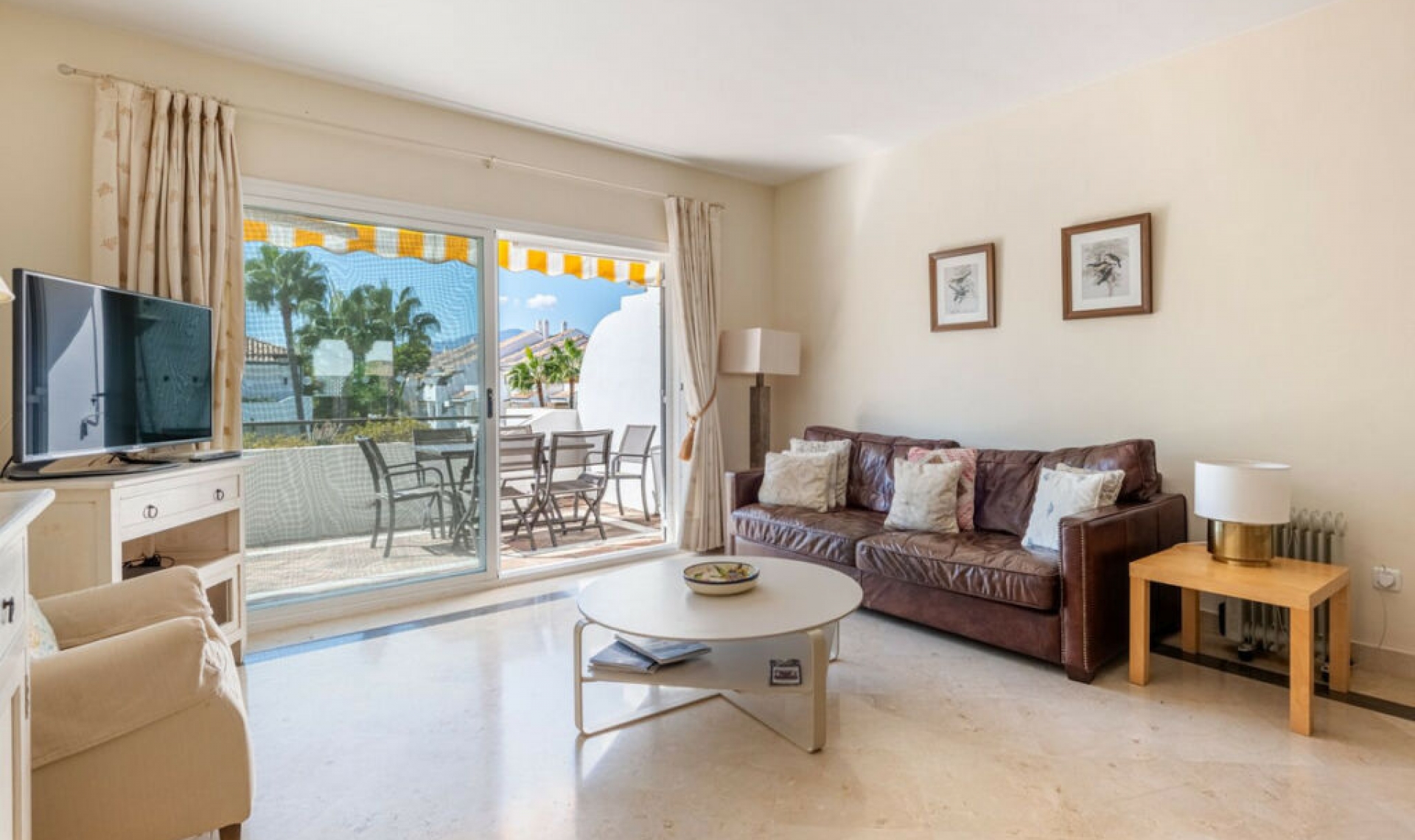 Další prodej - Apartment -
El Presidente