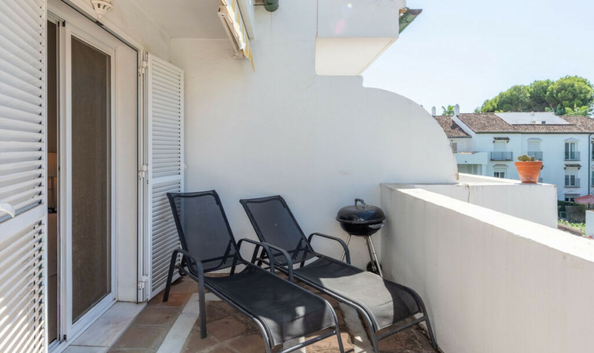 Další prodej - Apartment -
El Presidente