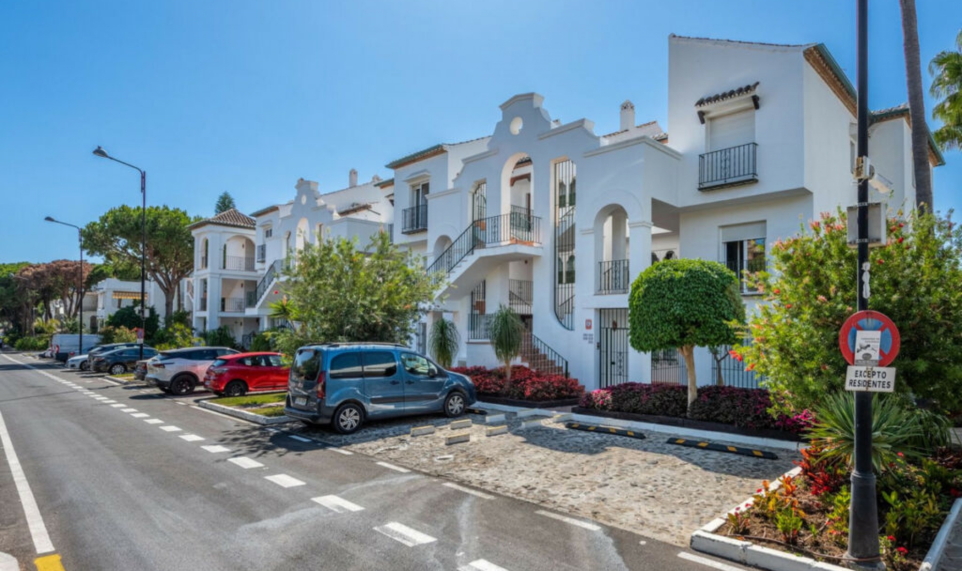 Další prodej - Apartment -
El Presidente