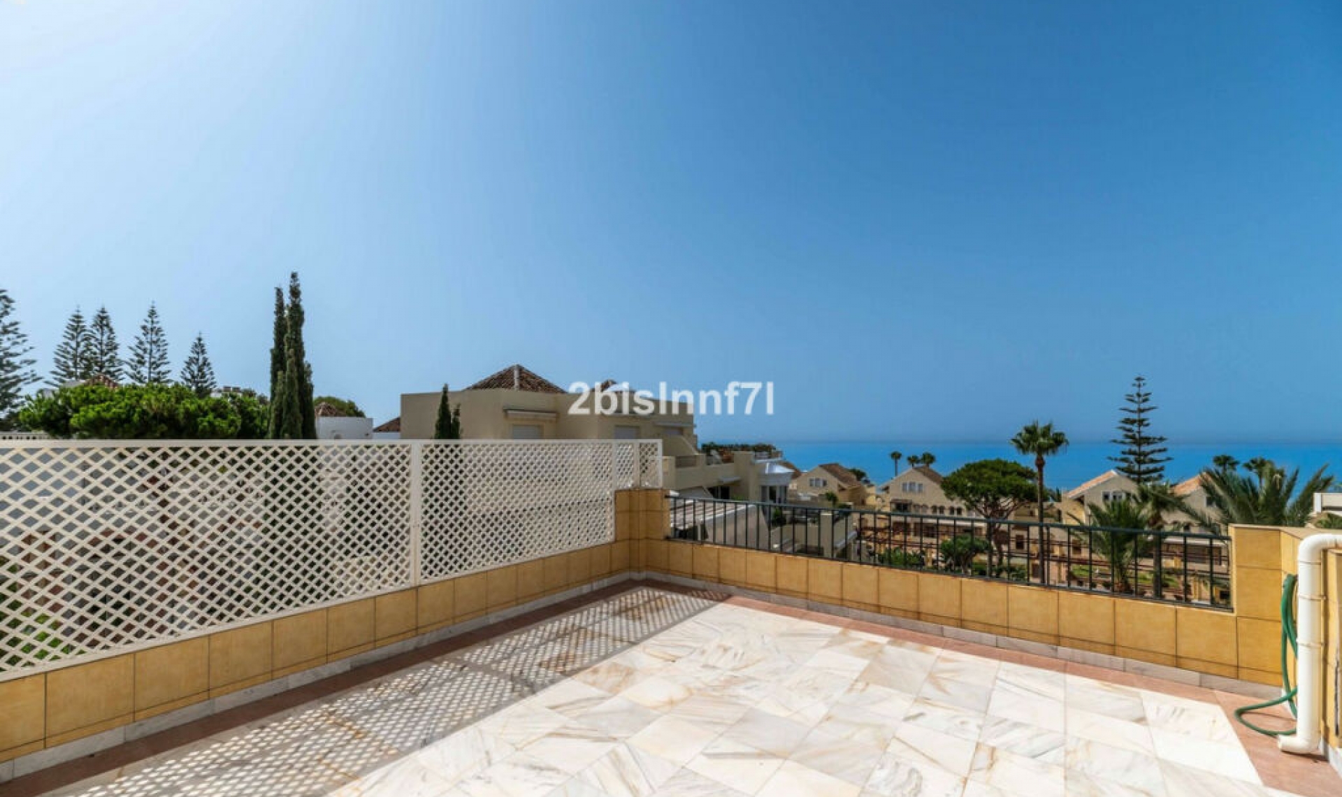 Další prodej - Apartment -
Elviria
