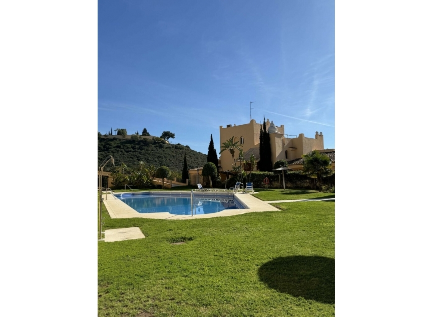 Další prodej - Apartment -
Elviria