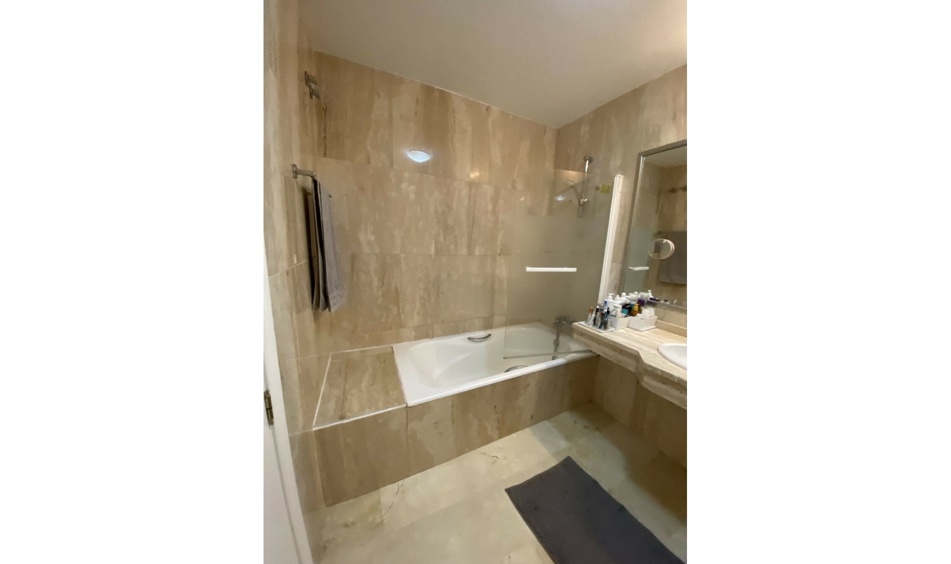 Další prodej - Apartment -
Elviria