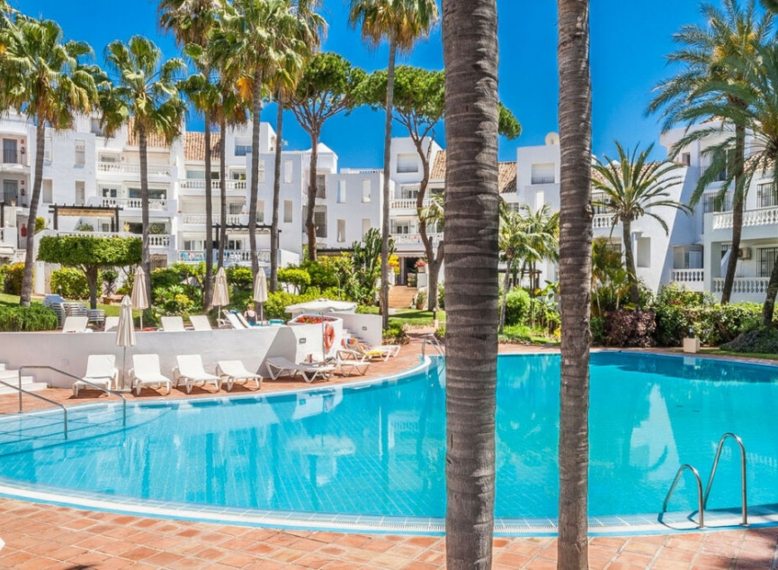 Další prodej - Apartment -
Elviria