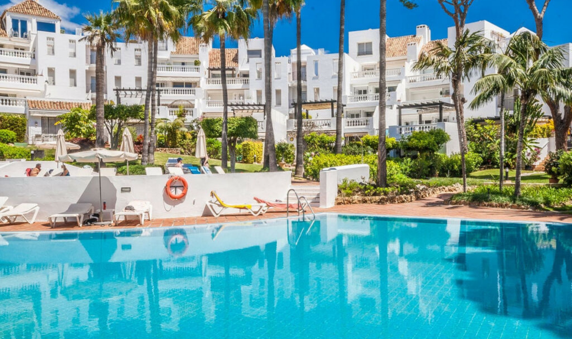 Další prodej - Apartment -
Elviria