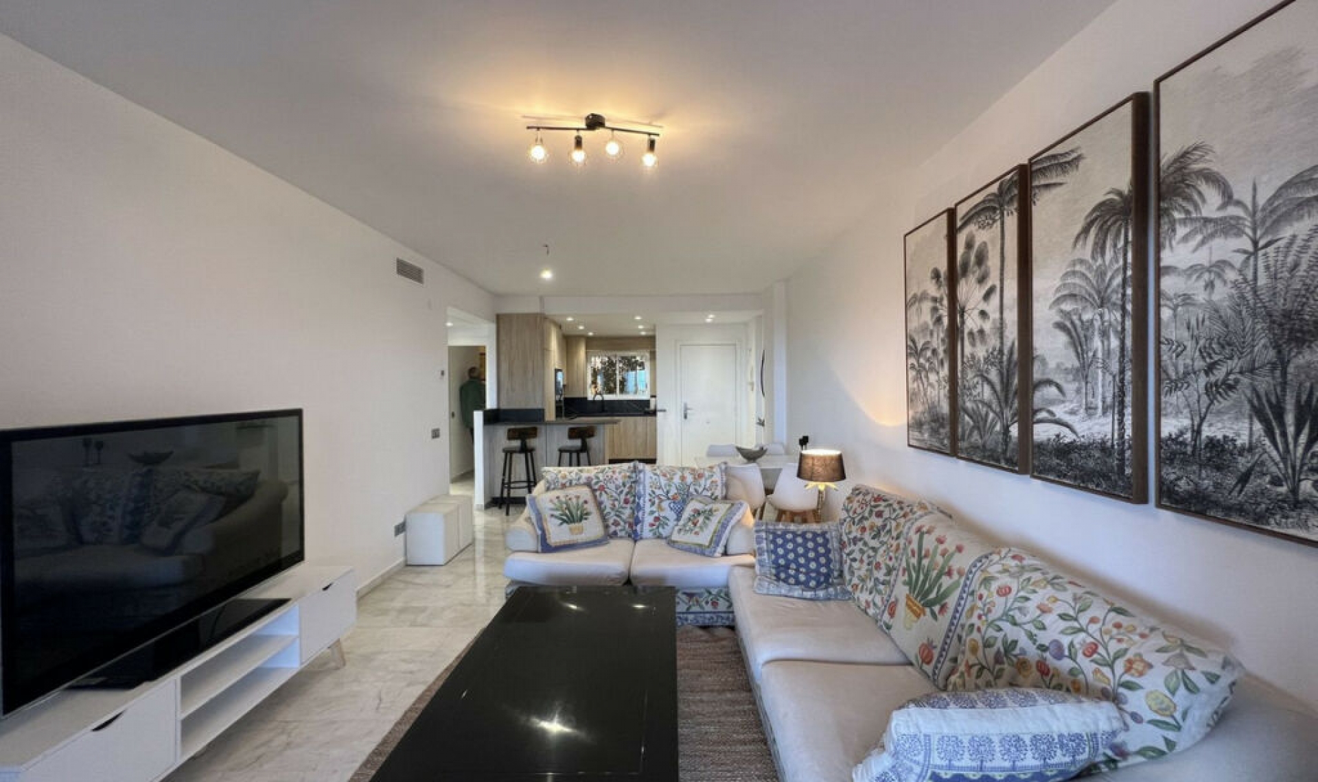 Další prodej - Apartment -
Elviria