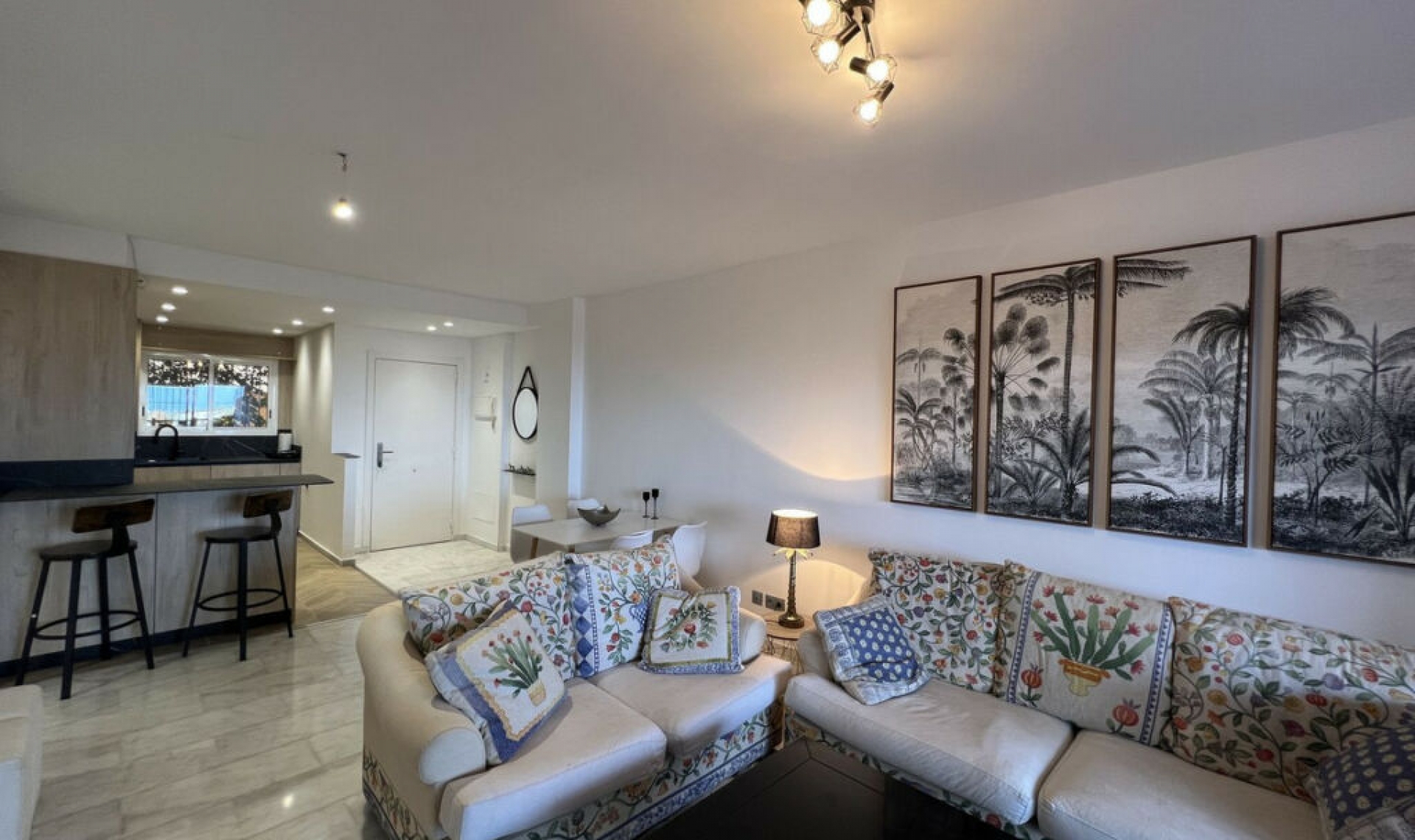 Další prodej - Apartment -
Elviria