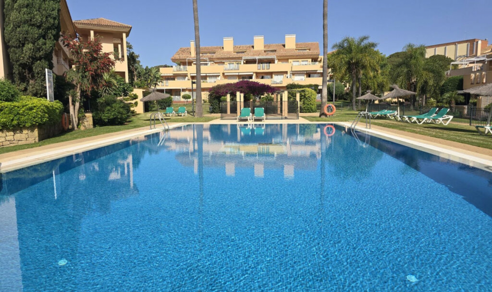 Další prodej - Apartment -
Elviria