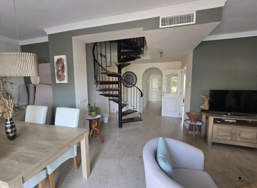 Další prodej - Apartment -
Elviria