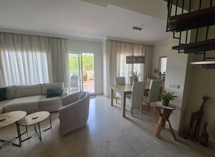Další prodej - Apartment -
Elviria