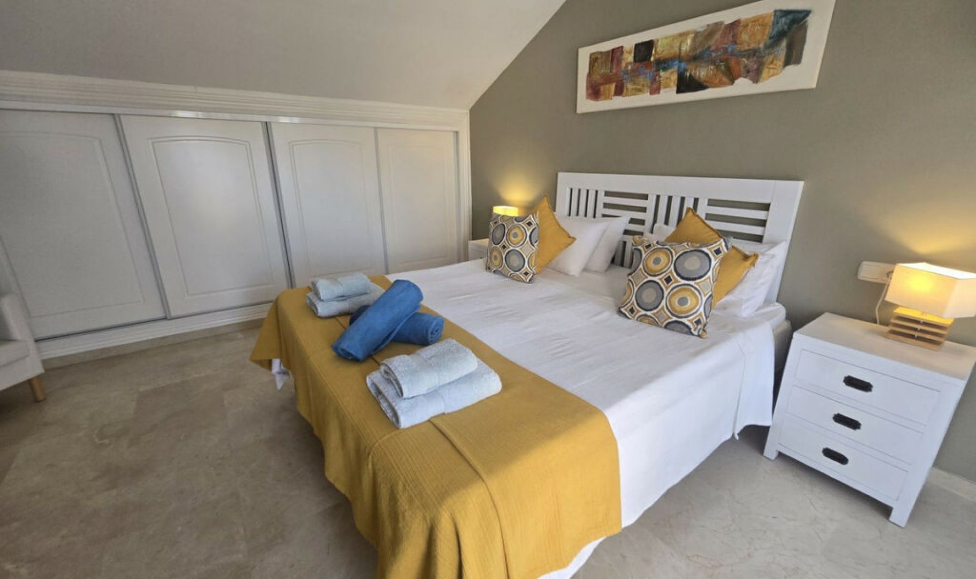 Další prodej - Apartment -
Elviria