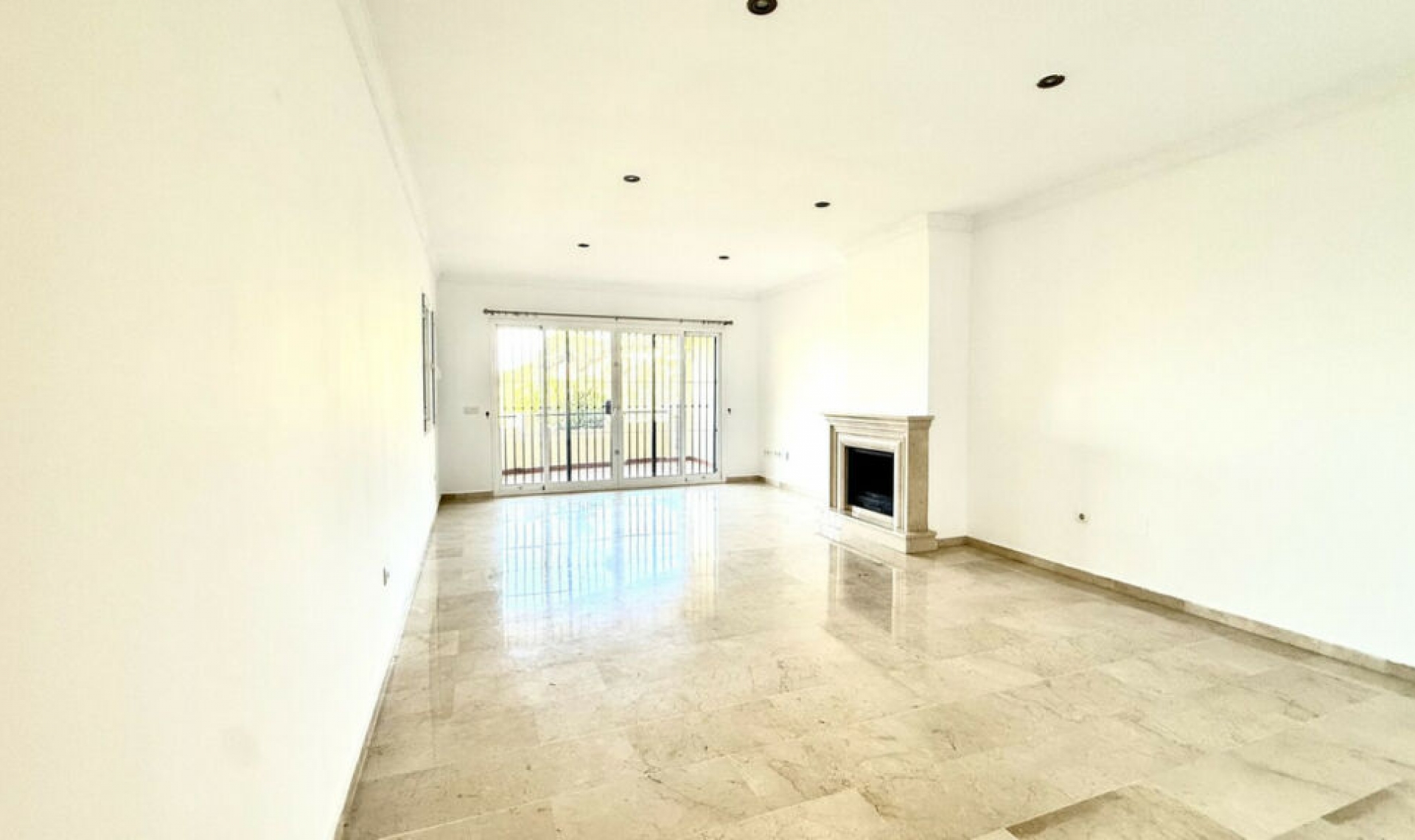 Další prodej - Apartment -
Elviria
