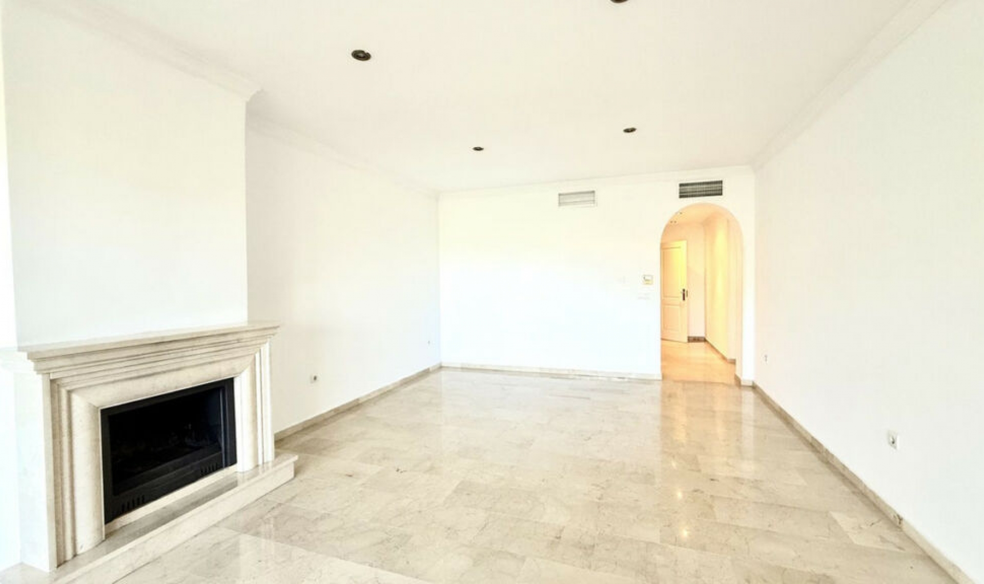 Další prodej - Apartment -
Elviria