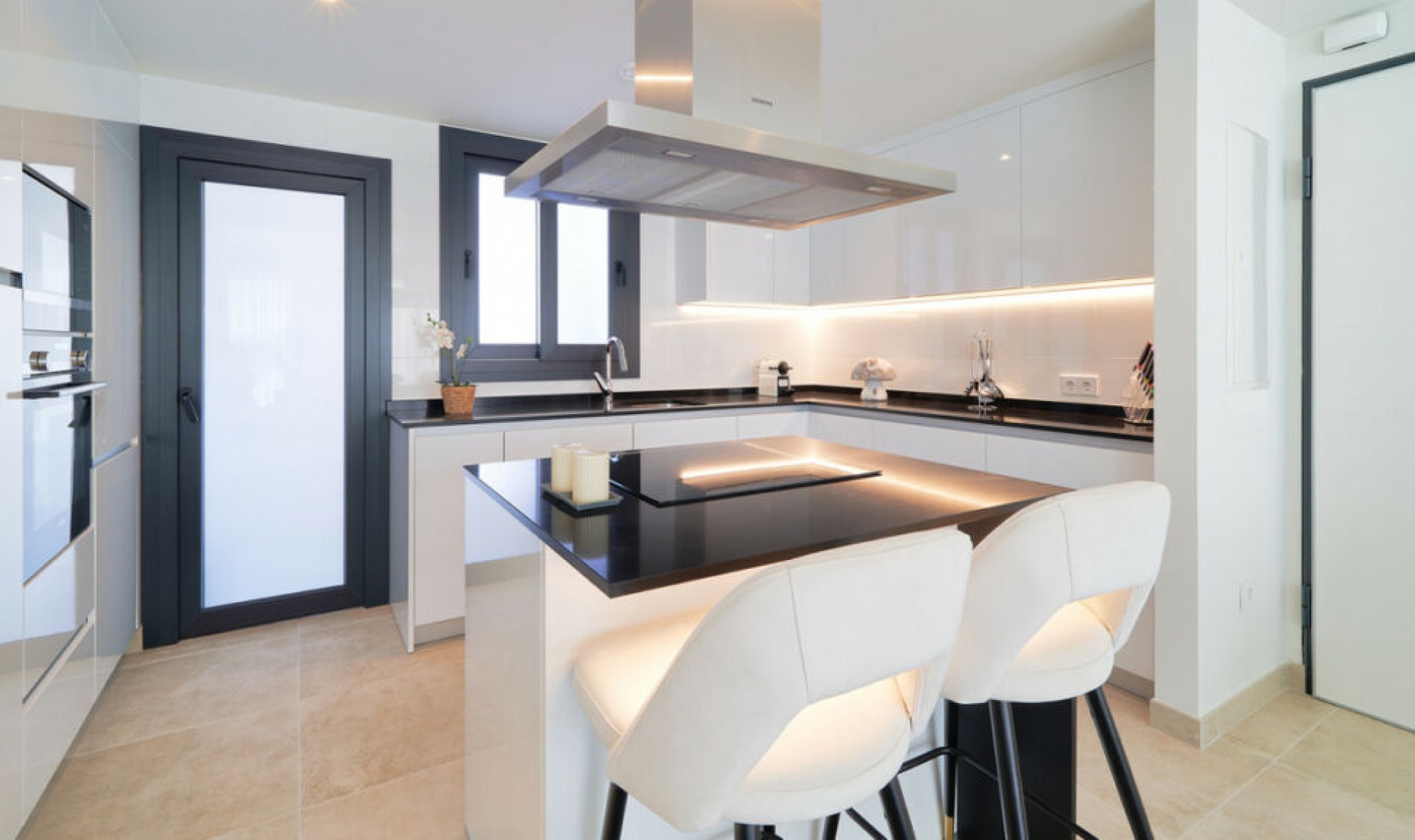 Další prodej - Apartment -
Estepona