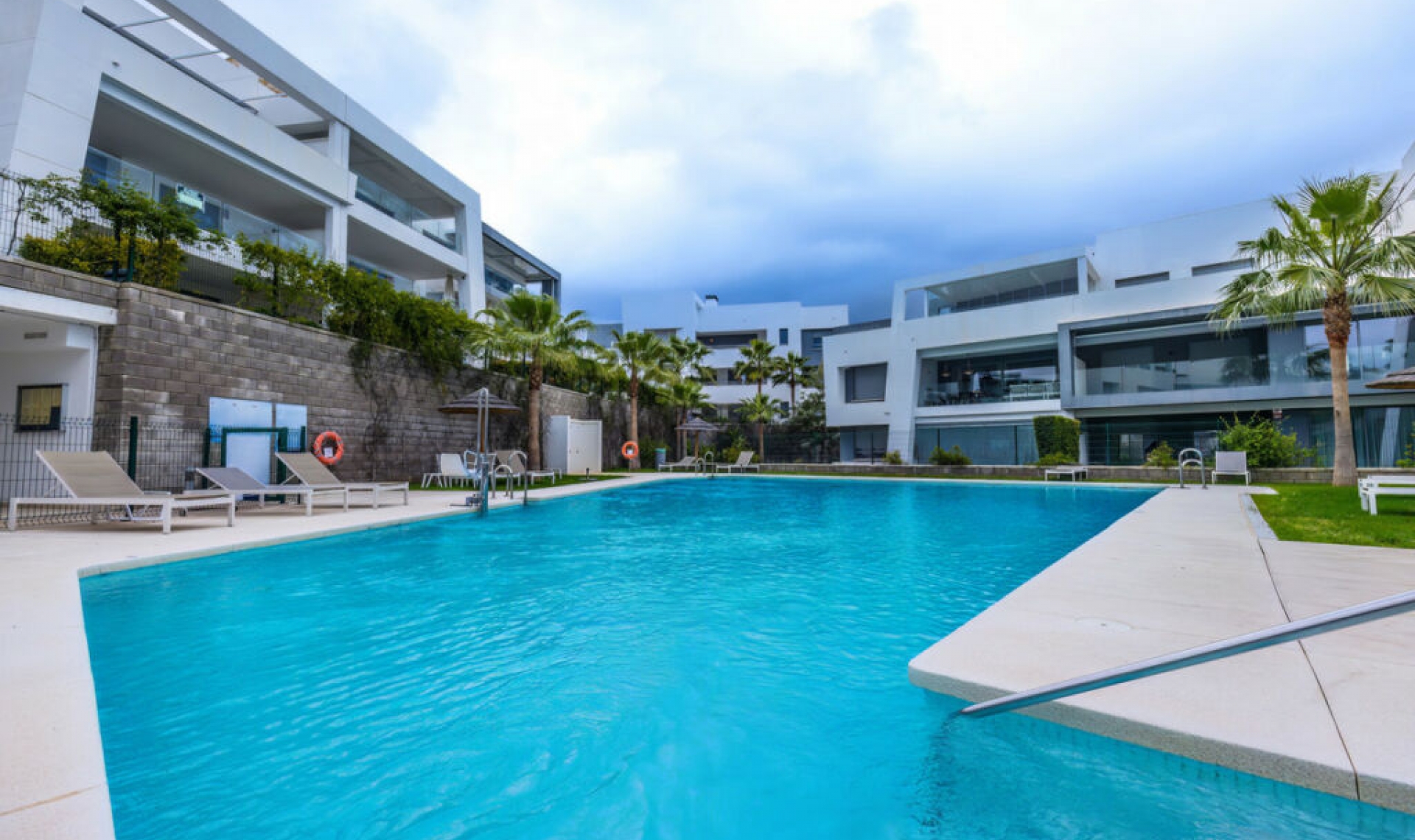 Další prodej - Apartment -
Estepona