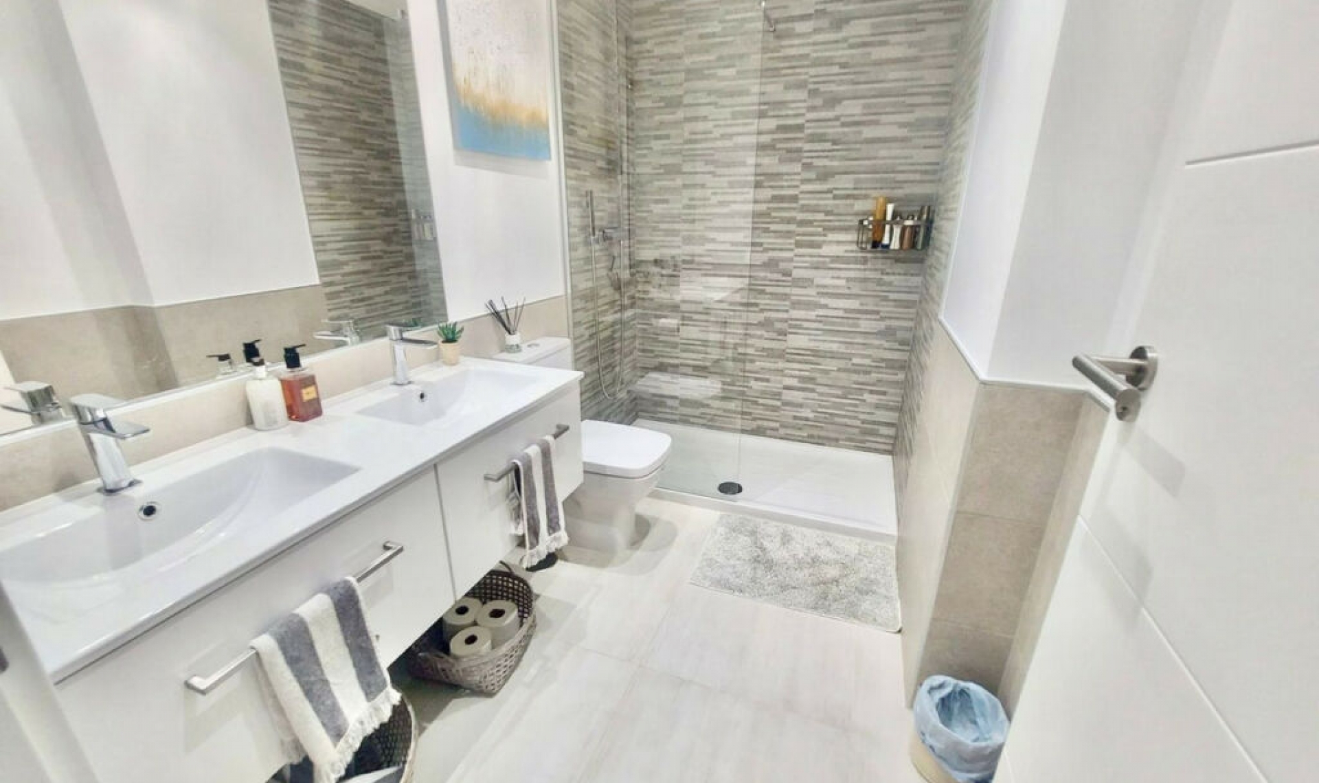 Další prodej - Apartment -
Estepona