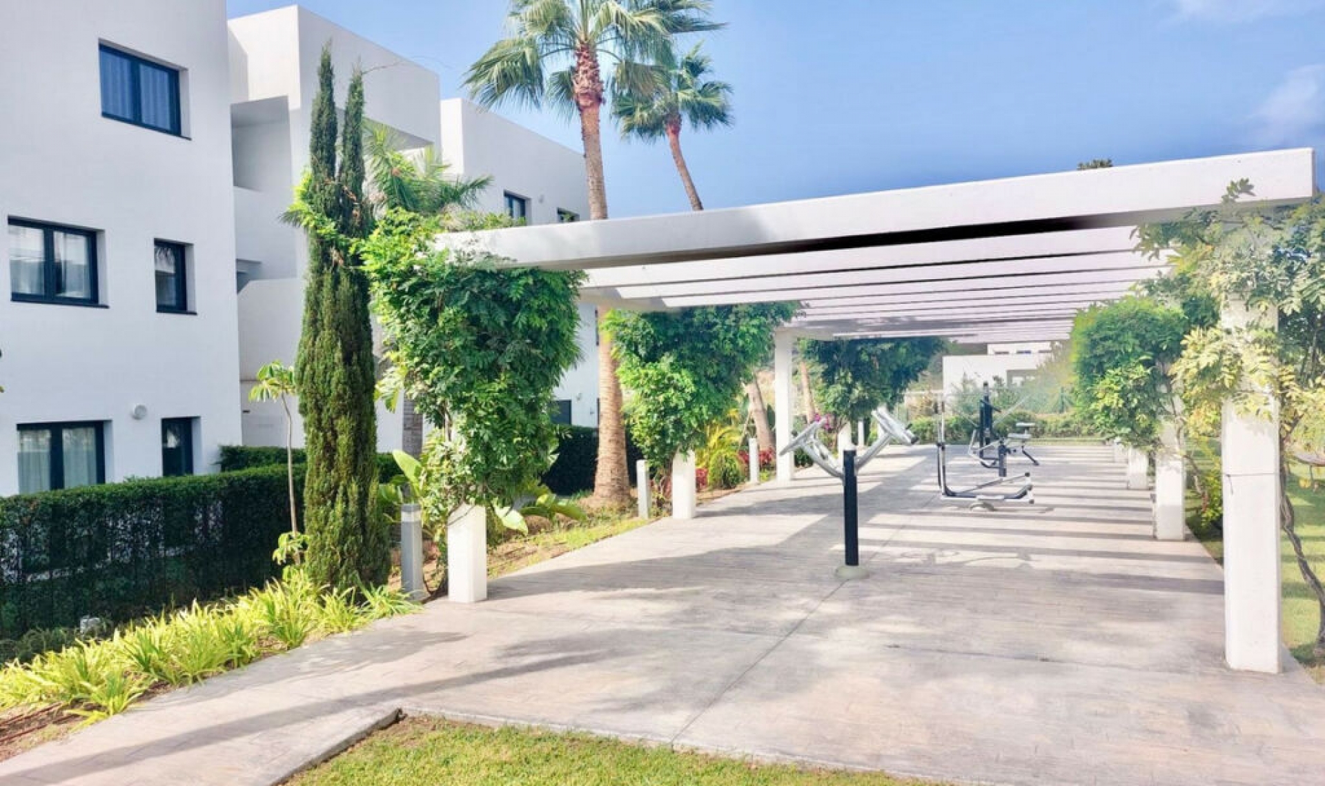 Další prodej - Apartment -
Estepona