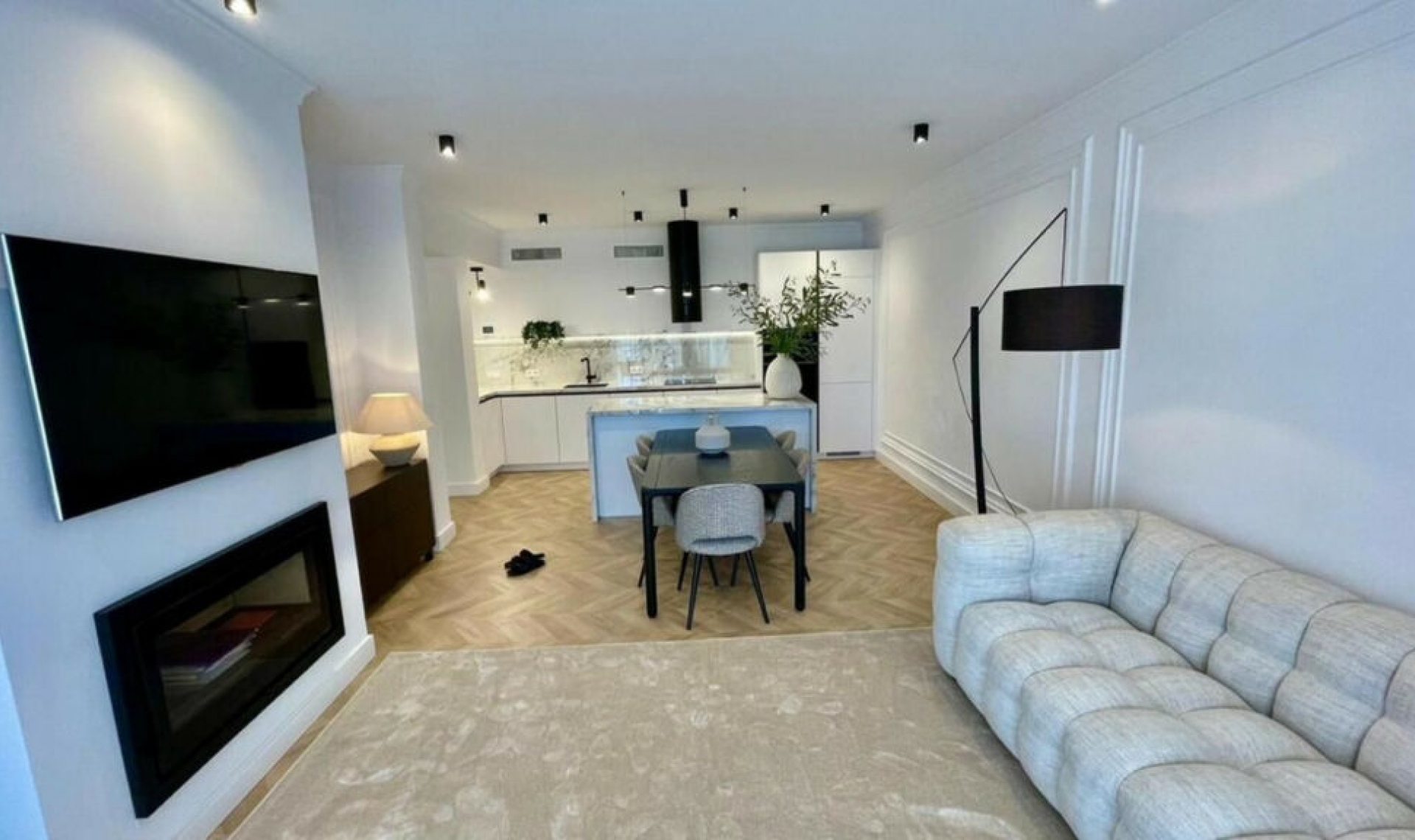 Další prodej - Apartment -
Estepona