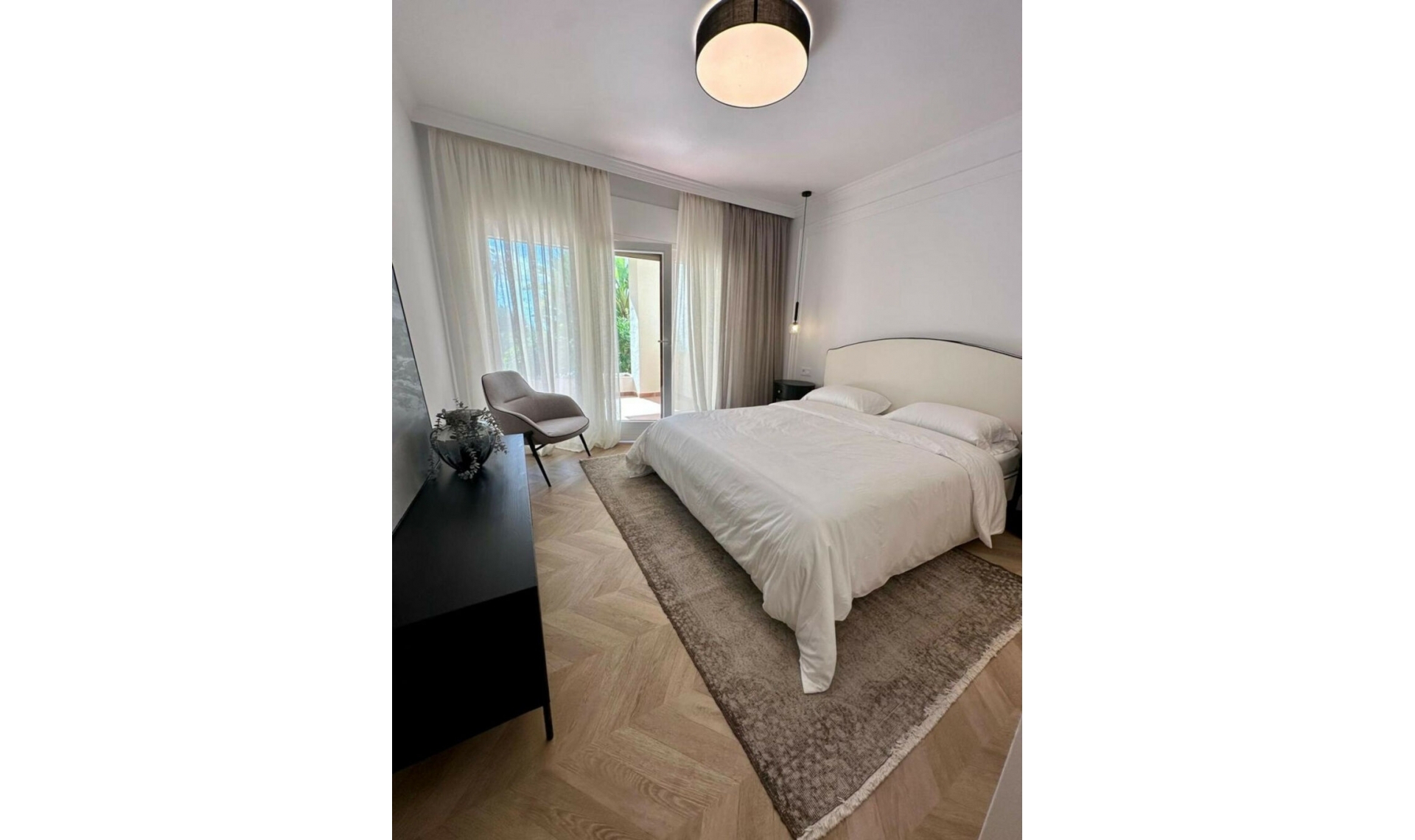 Další prodej - Apartment -
Estepona