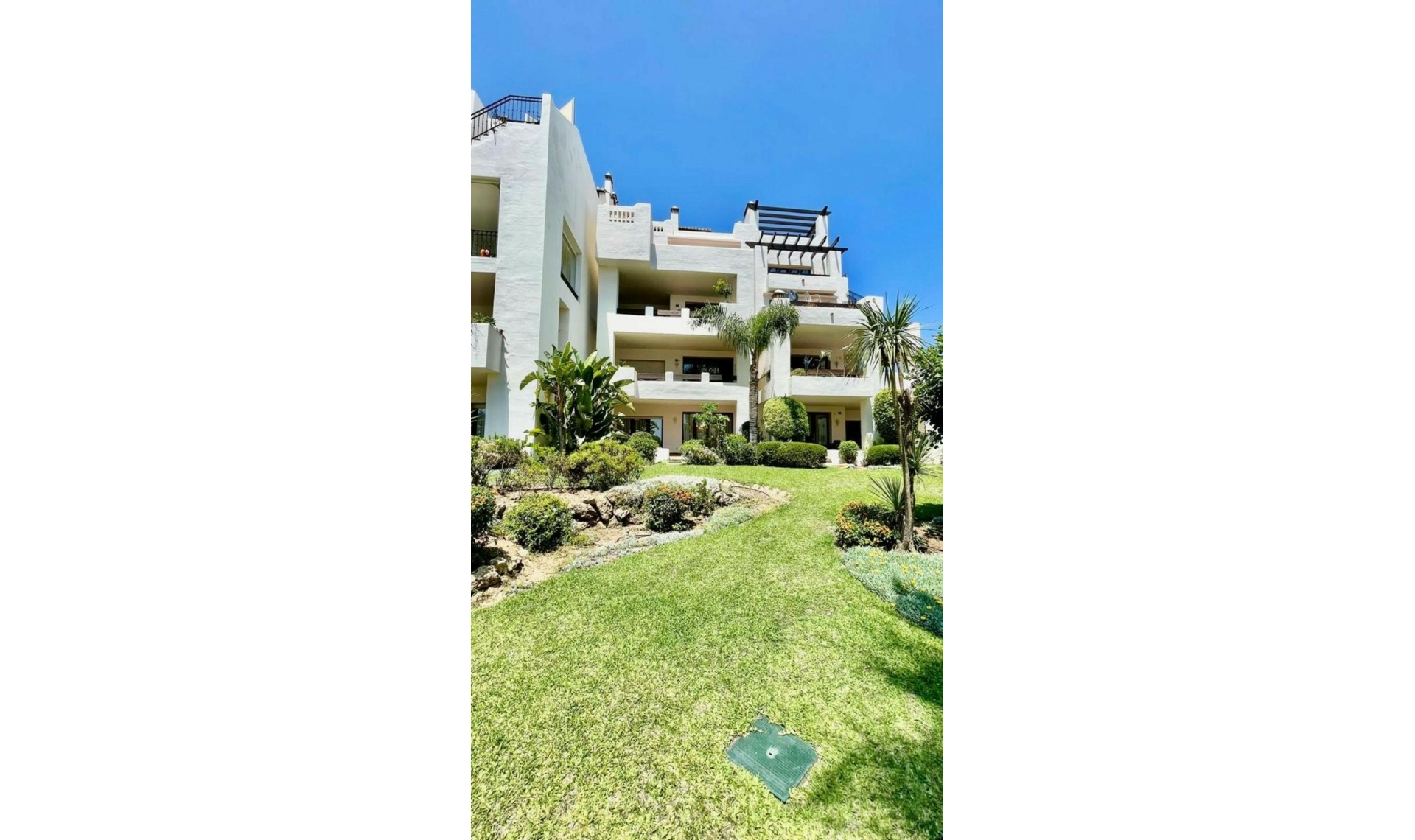 Další prodej - Apartment -
Estepona