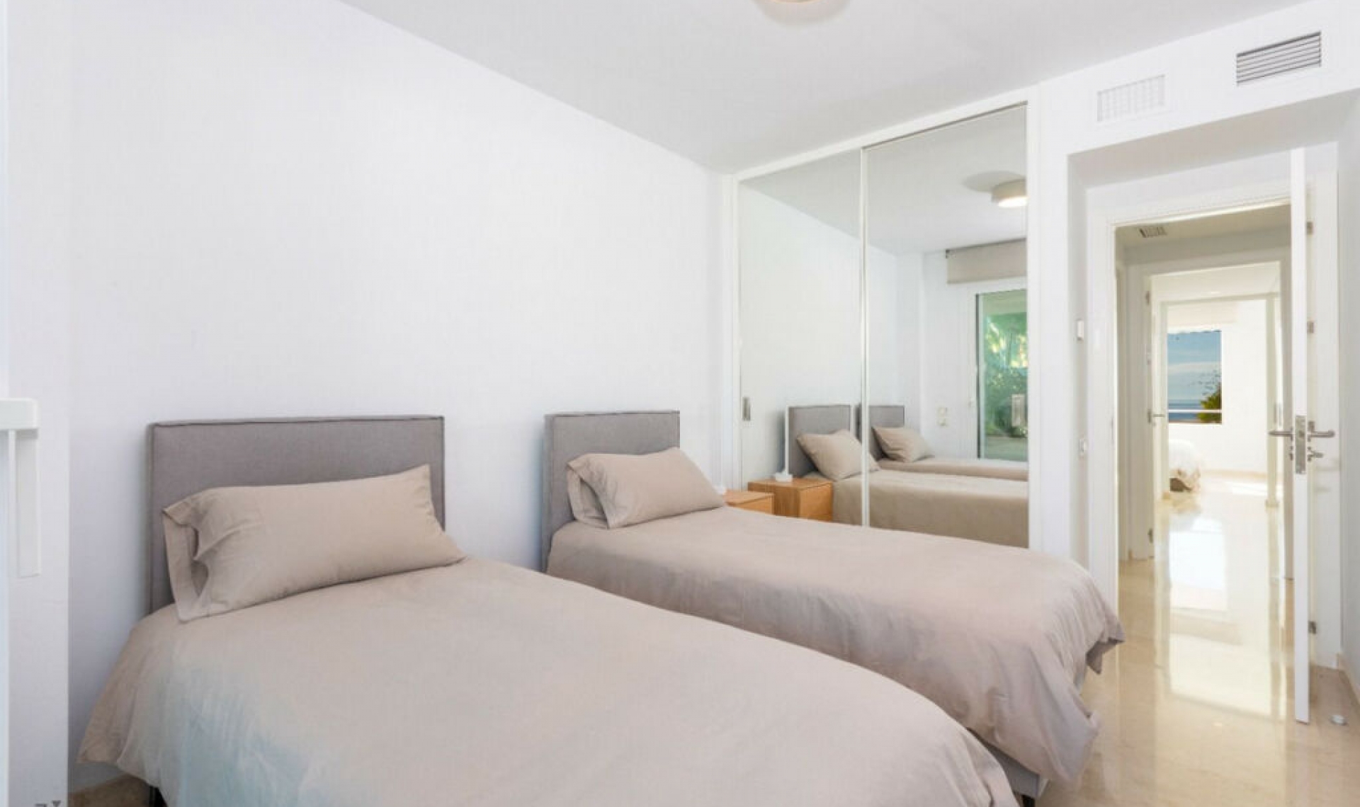 Další prodej - Apartment -
Estepona