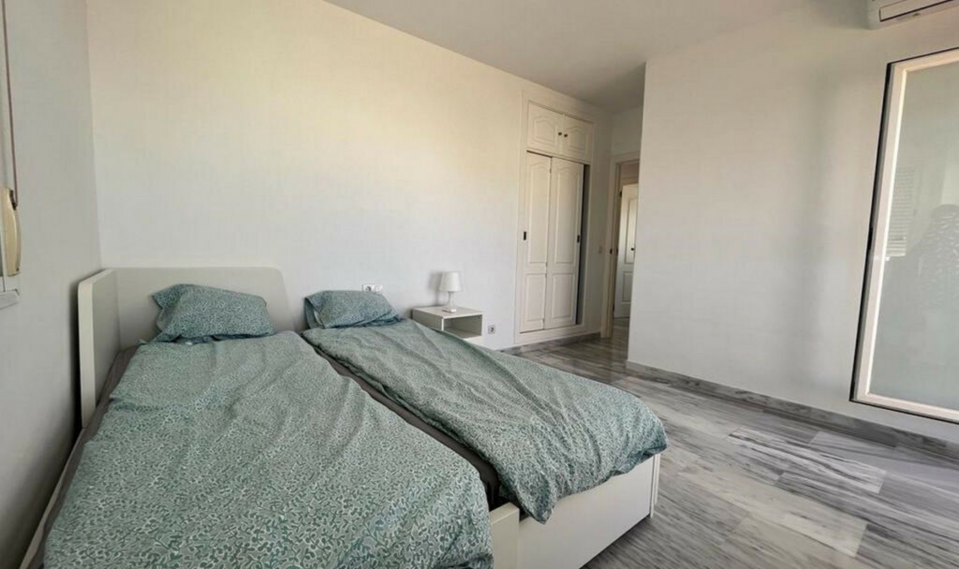 Další prodej - Apartment -
Estepona