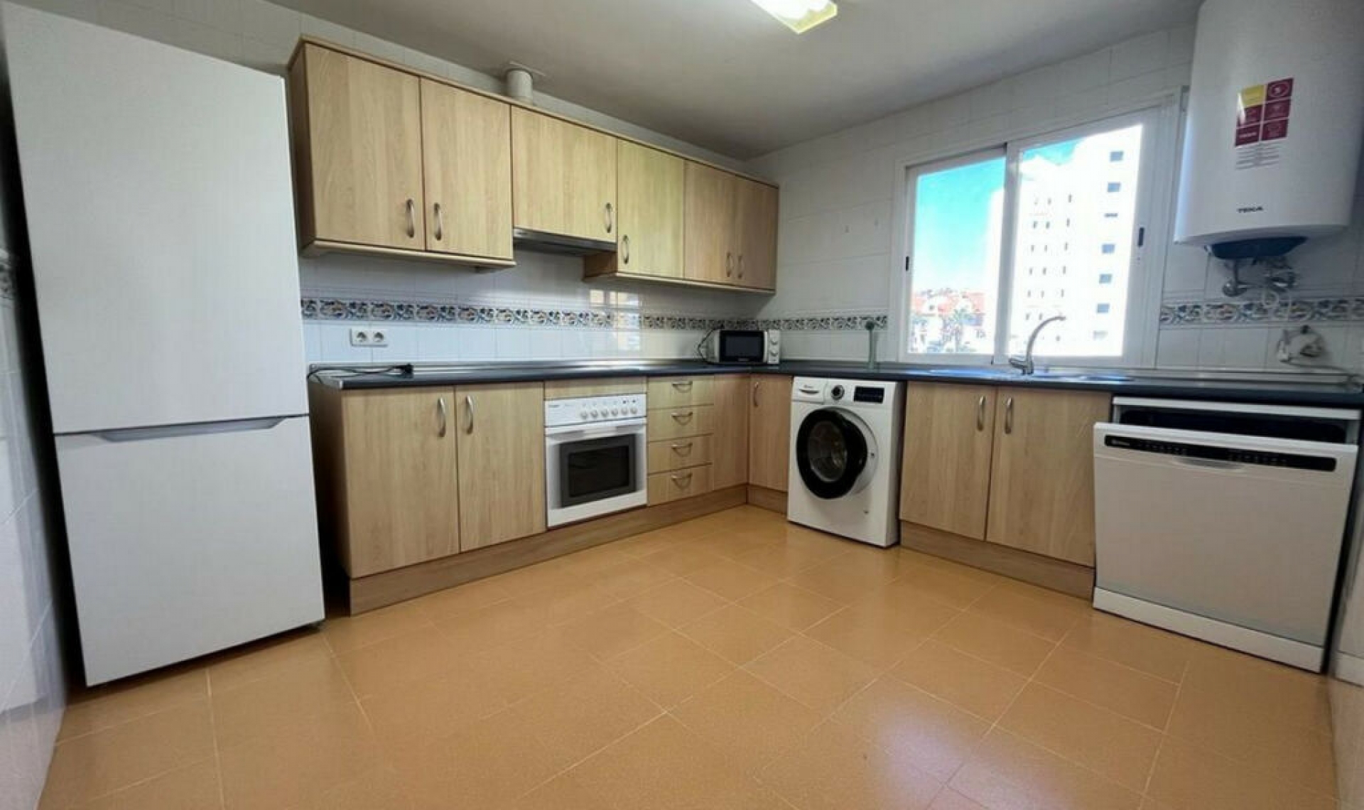 Další prodej - Apartment -
Estepona