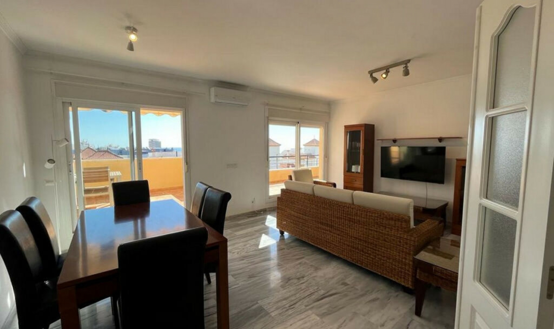Další prodej - Apartment -
Estepona