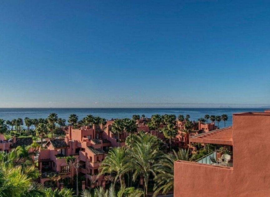 Další prodej - Apartment -
Estepona