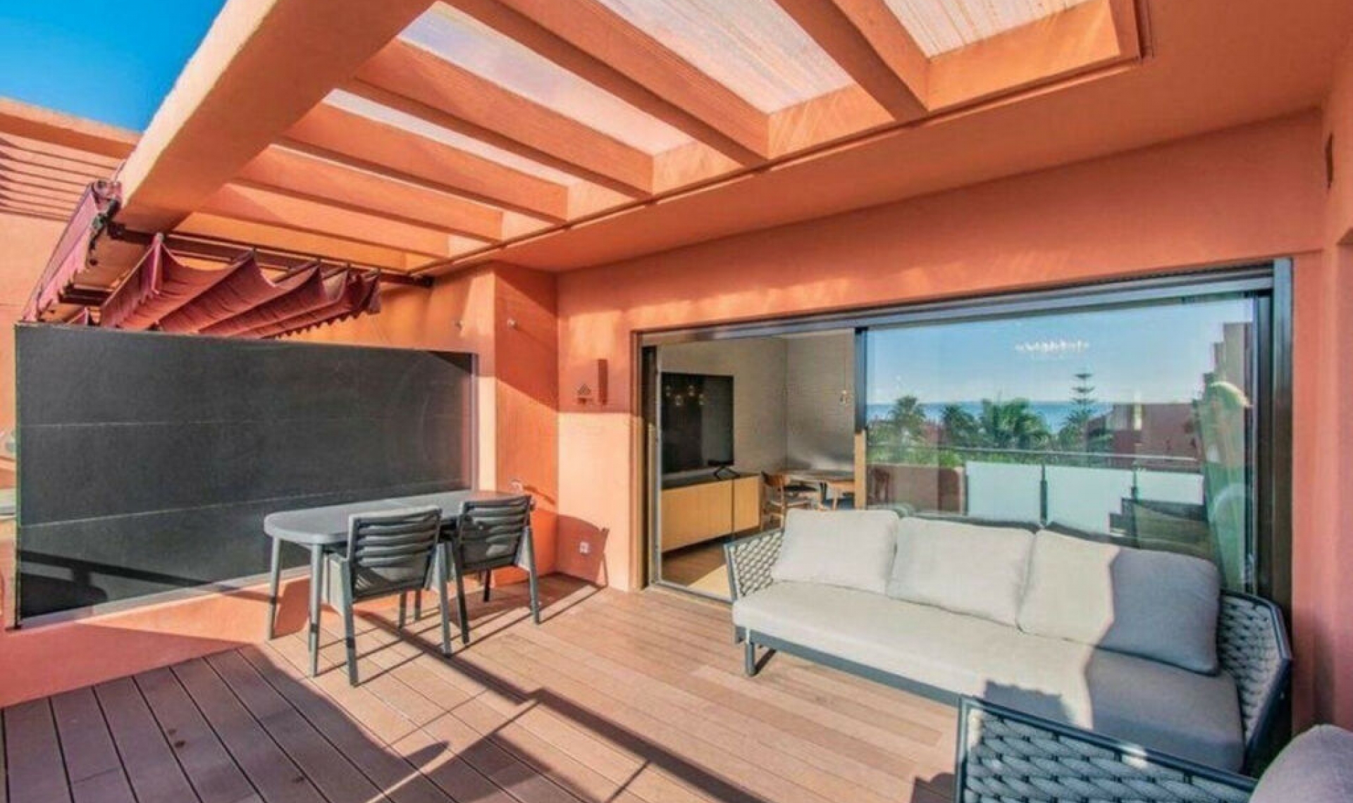 Další prodej - Apartment -
Estepona