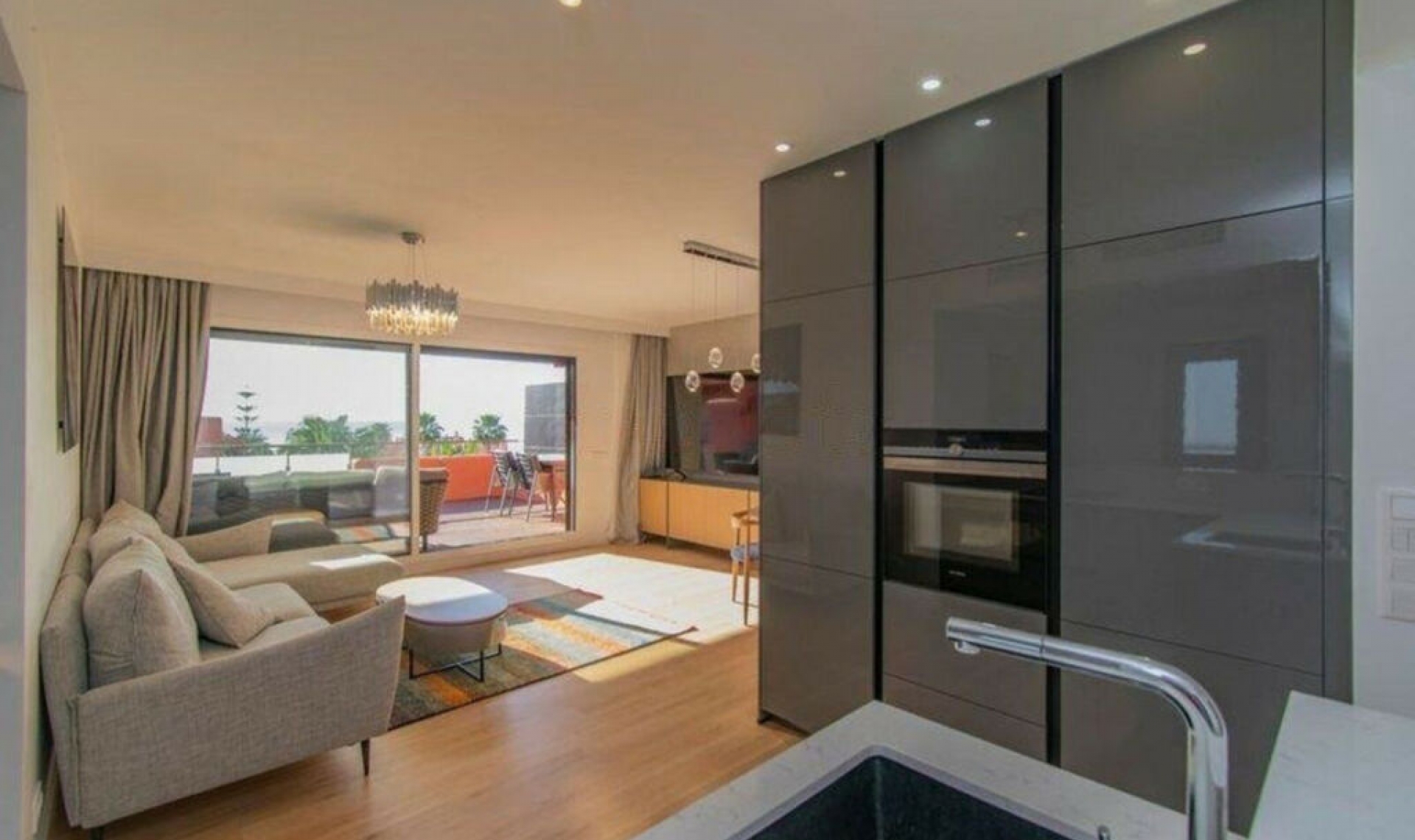 Další prodej - Apartment -
Estepona