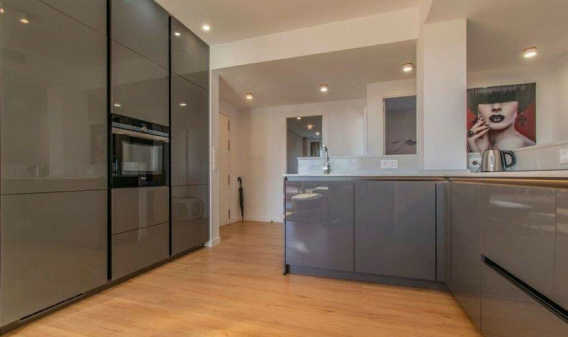 Další prodej - Apartment -
Estepona