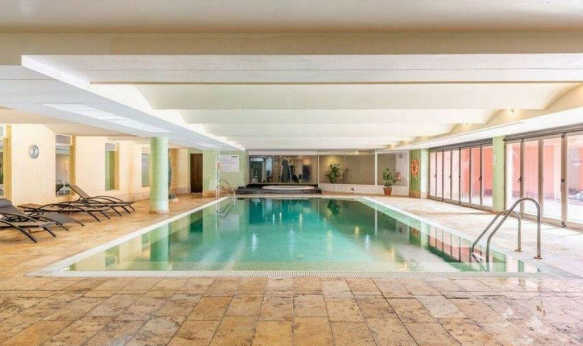 Další prodej - Apartment -
Estepona