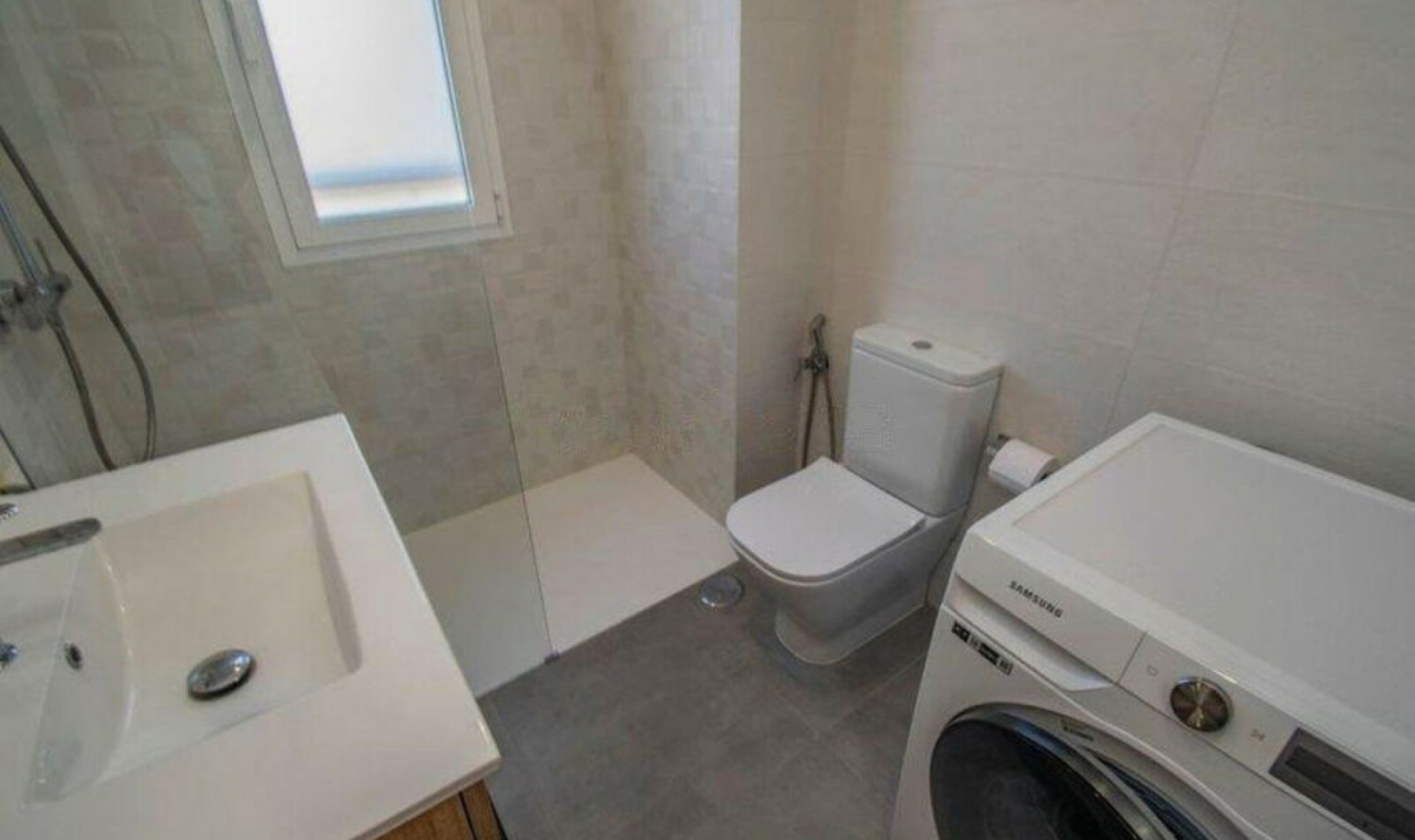 Další prodej - Apartment -
Estepona