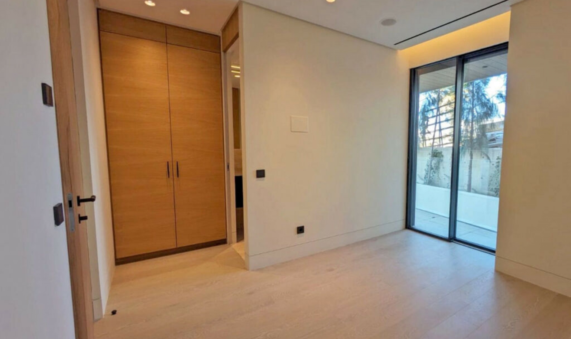 Další prodej - Apartment -
Estepona