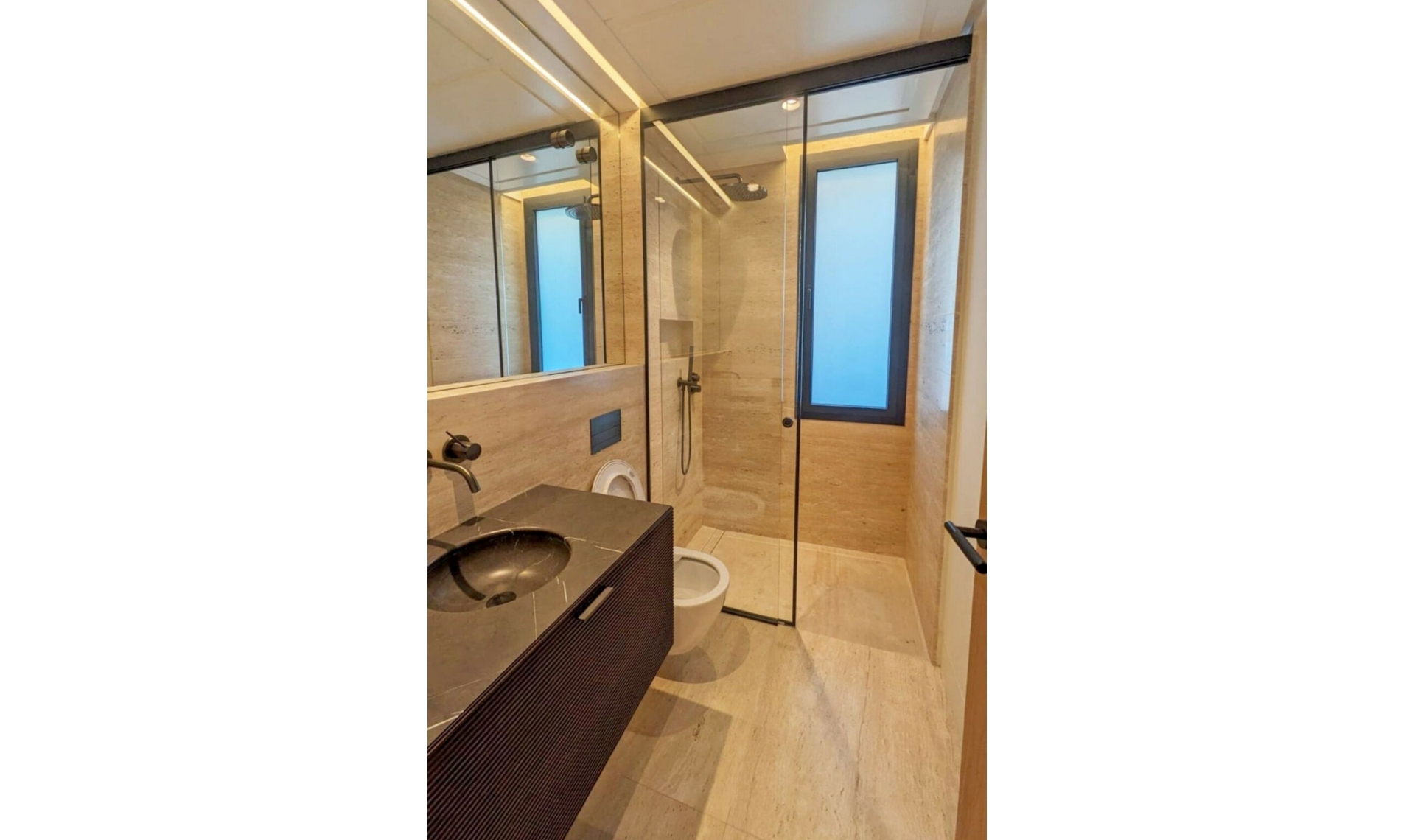 Další prodej - Apartment -
Estepona