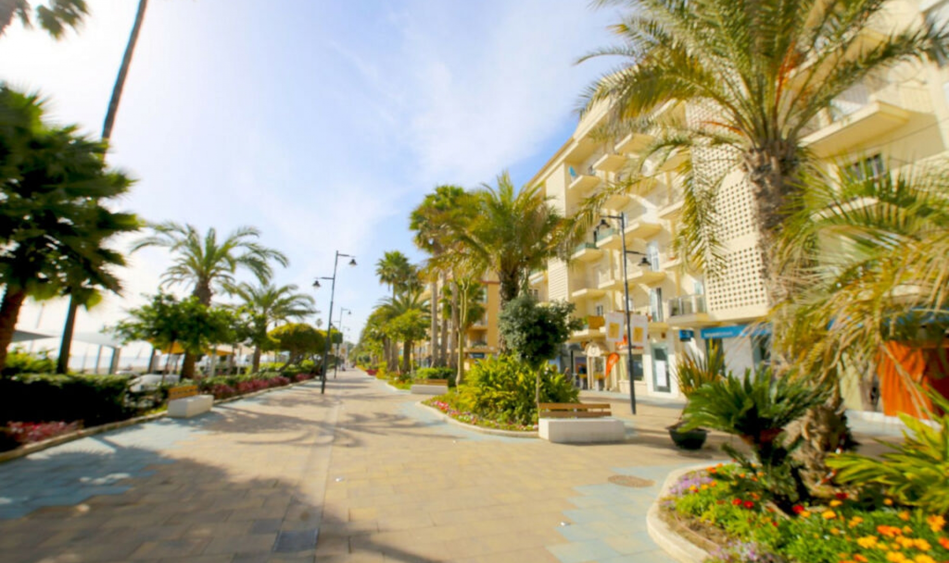 Další prodej - Apartment -
Estepona
