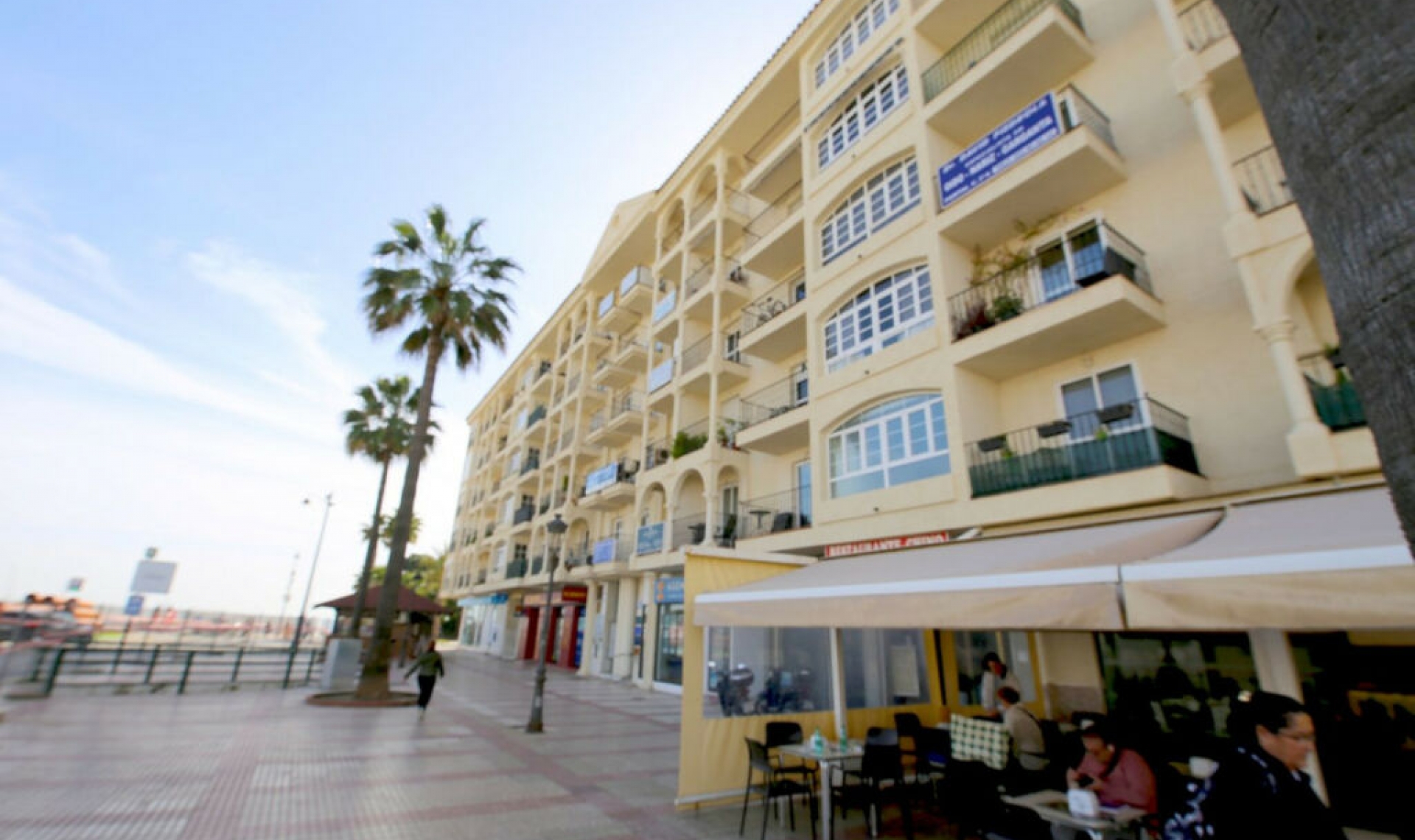 Další prodej - Apartment -
Estepona