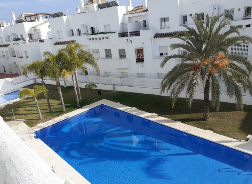 Další prodej - Apartment -
Estepona