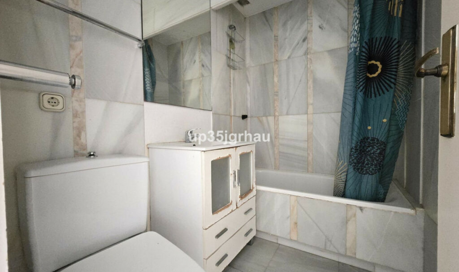 Další prodej - Apartment -
Estepona