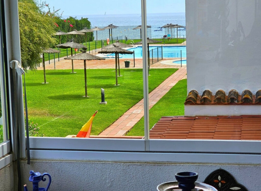 Další prodej - Apartment -
Estepona