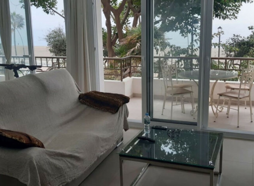 Další prodej - Apartment -
Estepona