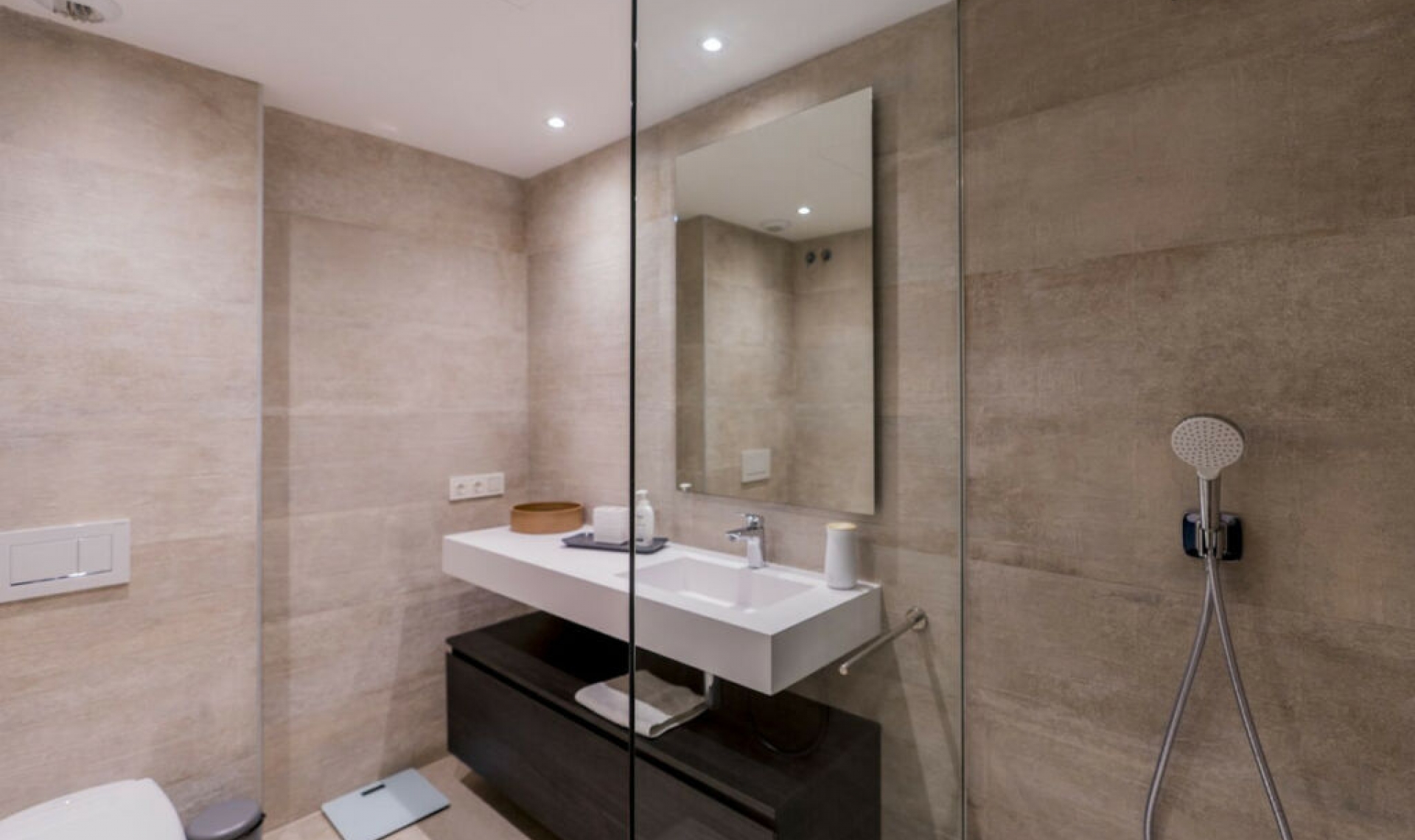 Další prodej - Apartment -
Estepona