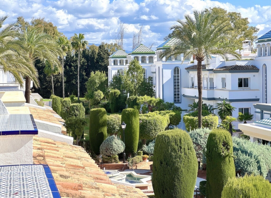 Další prodej - Apartment -
Estepona