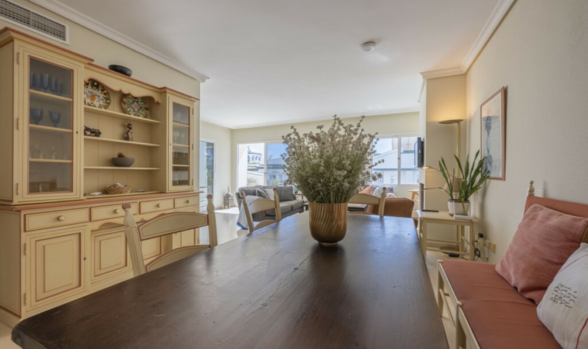 Další prodej - Apartment -
Estepona