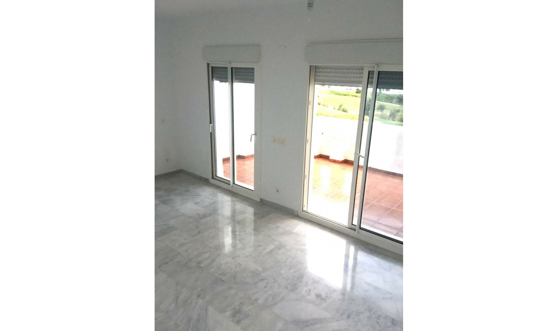 Další prodej - Apartment -
Estepona