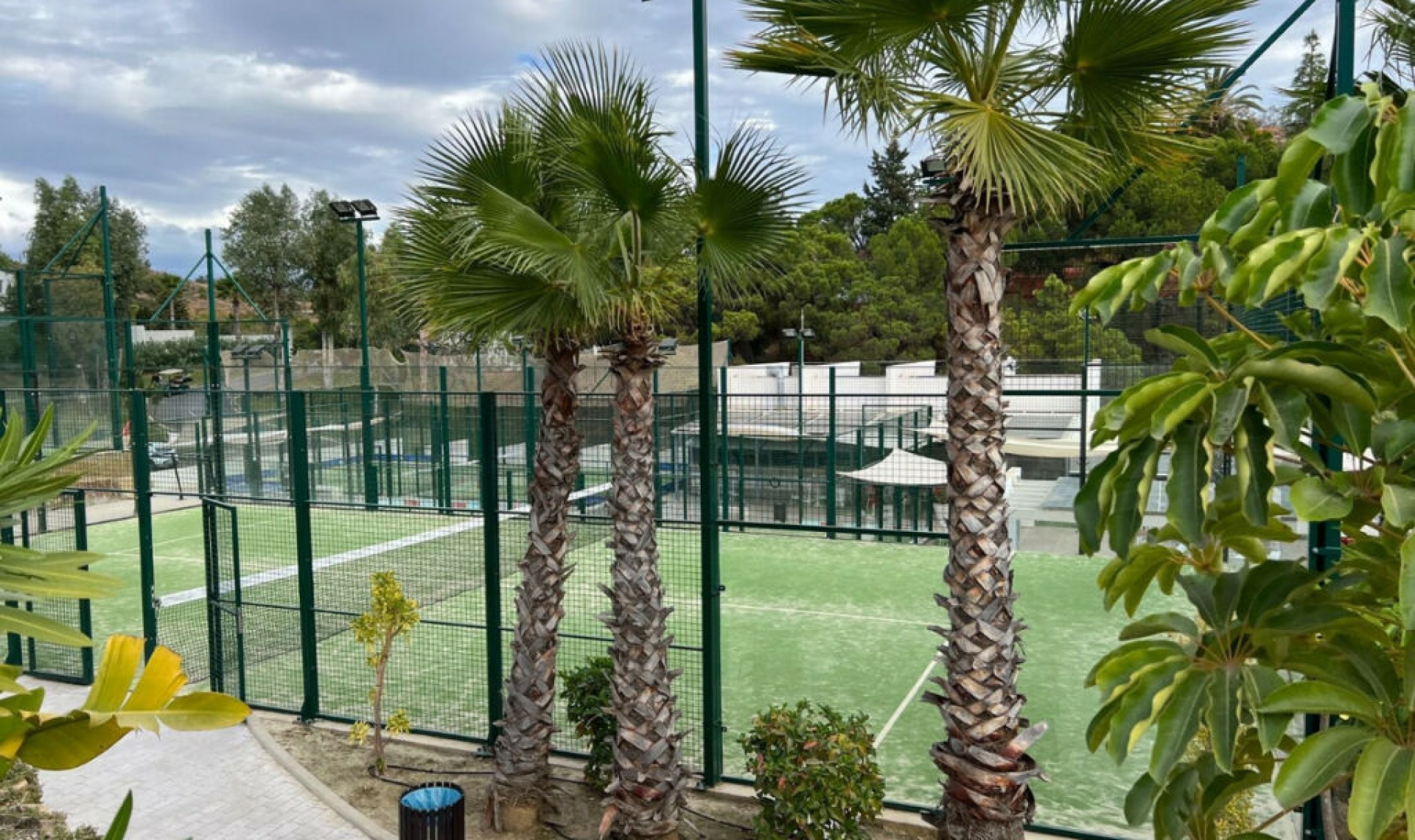 Další prodej - Apartment -
Estepona