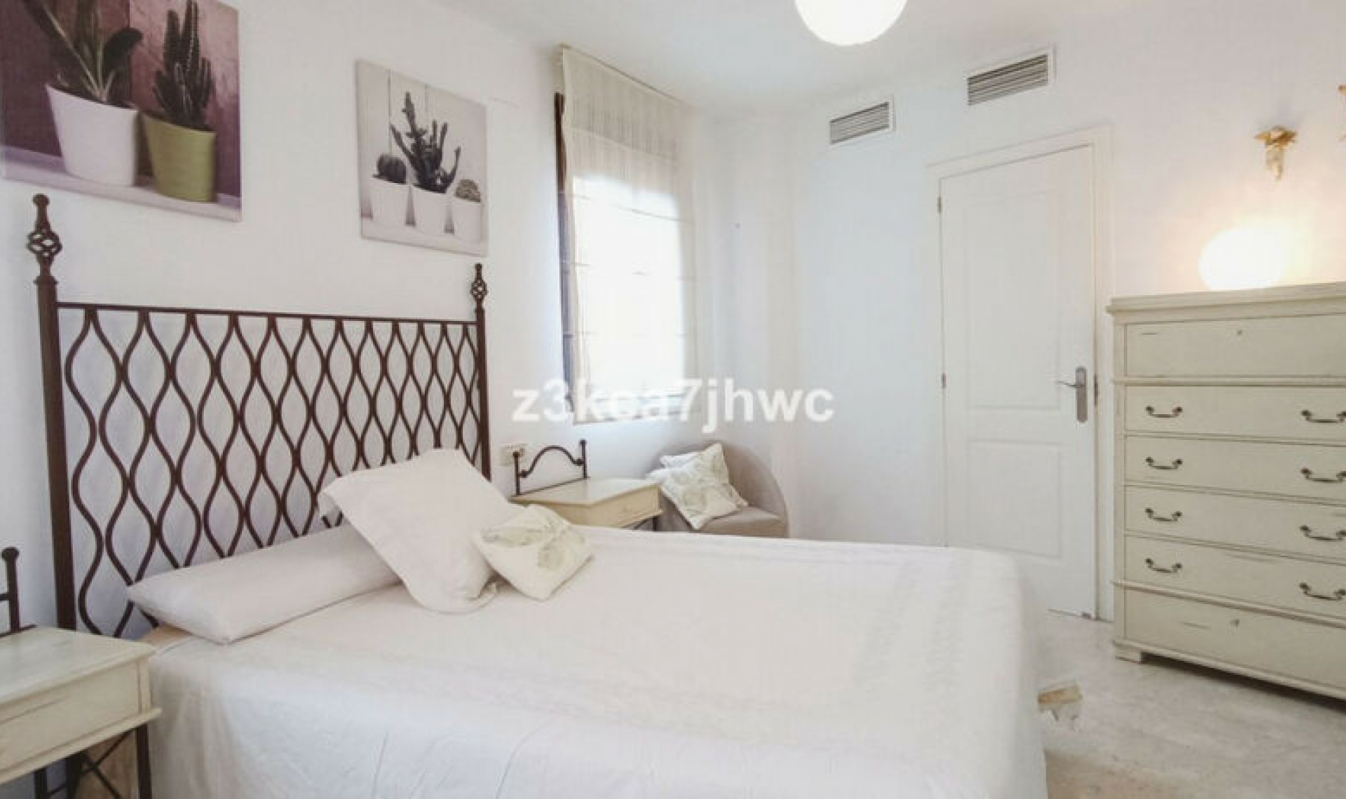 Další prodej - Apartment -
Estepona