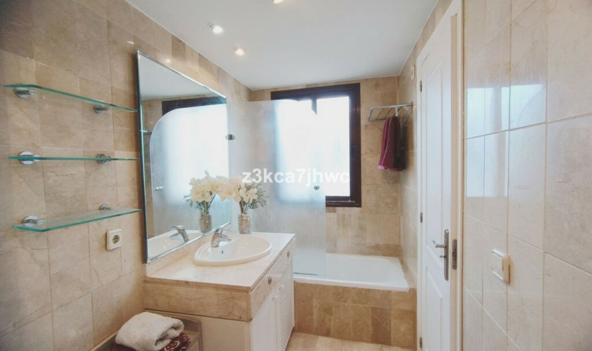 Další prodej - Apartment -
Estepona