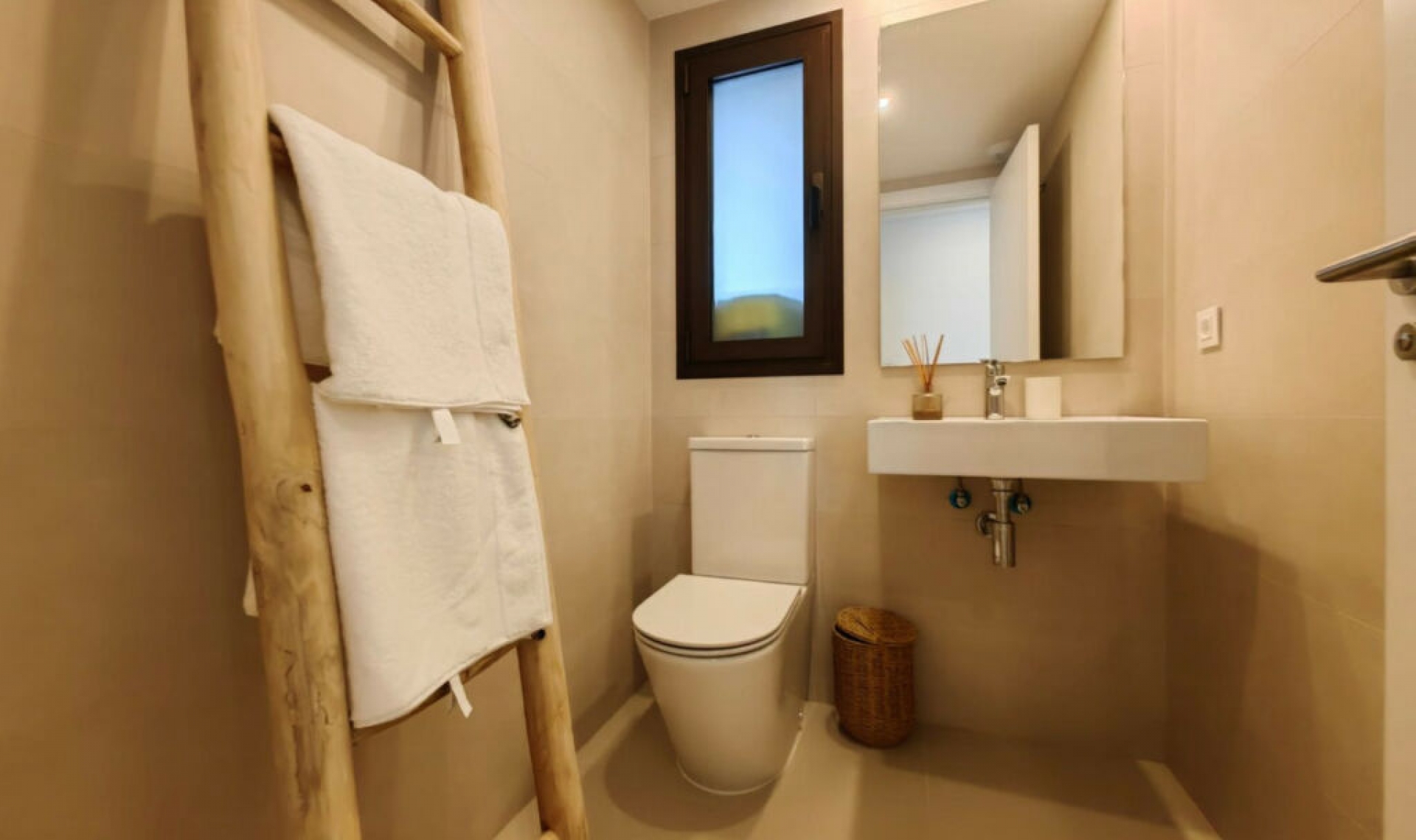 Další prodej - Apartment -
Estepona